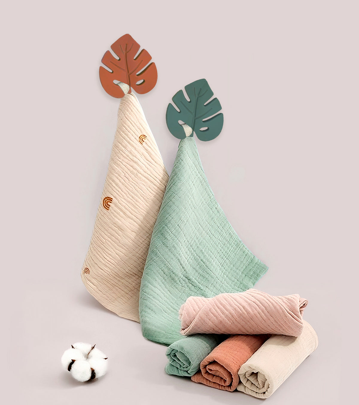 Anneau de dentition feuille verte et lange taupe