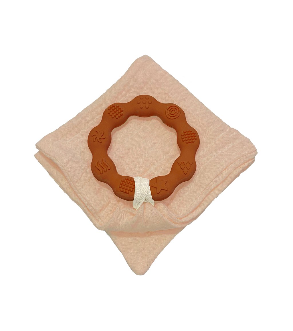 Anneau de dentition marron et lange vieux rose