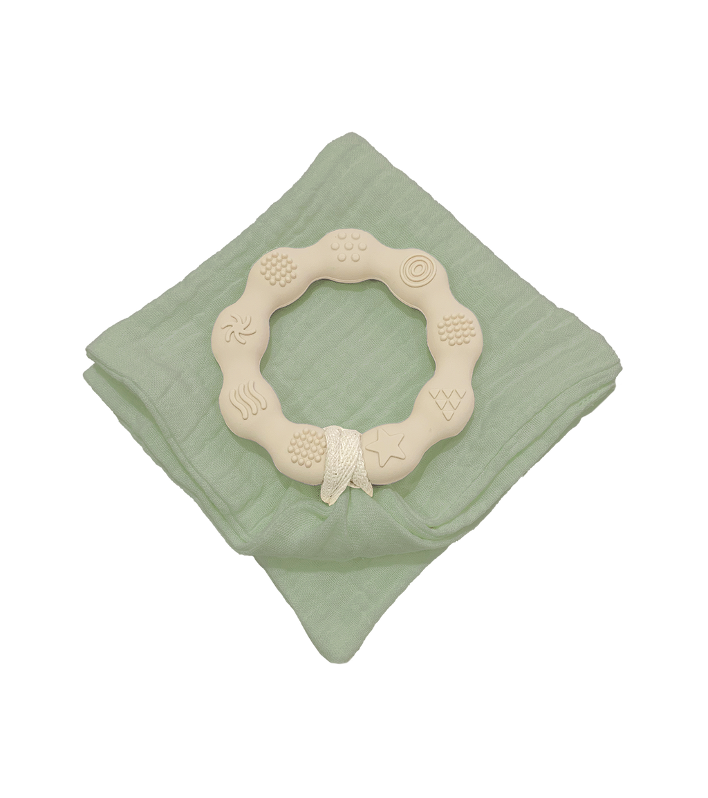 Anneau de dentition beige et lange vert