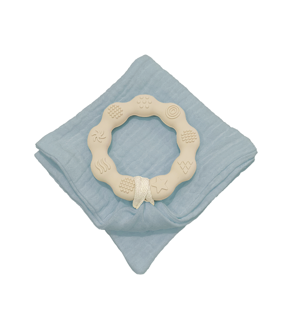 Anneau de dentition beige et lange bleu